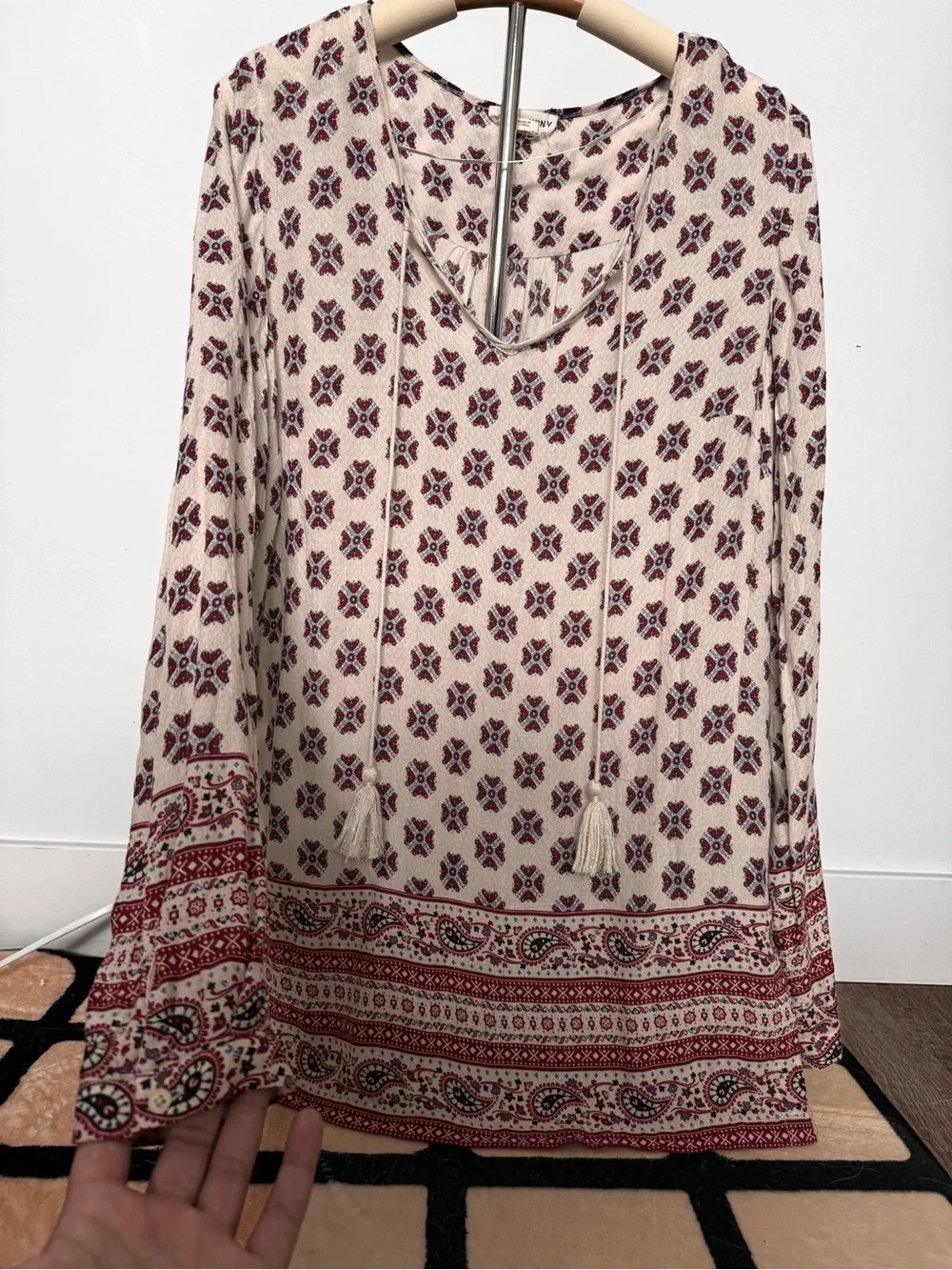 Boho Tassel V-Neck Long Sleeve Blouse in Cream and Burgundy - Picture 3 of 5